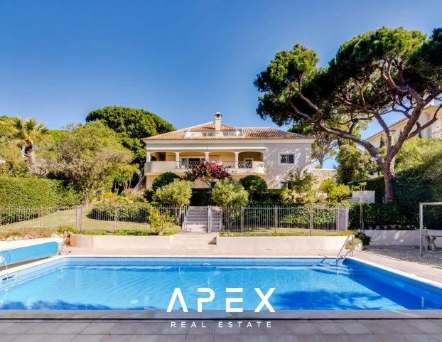 Luxury 4 Bed Villa in Vale Do Lobo close to Beach and Golf