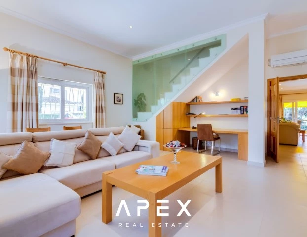 Luxury 4 Bed Villa in Vale Do Lobo close to Beach and Golf