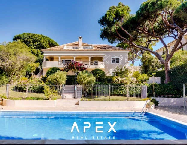 Luxury 4 Bed Villa in Vale Do Lobo close to Beach and Golf