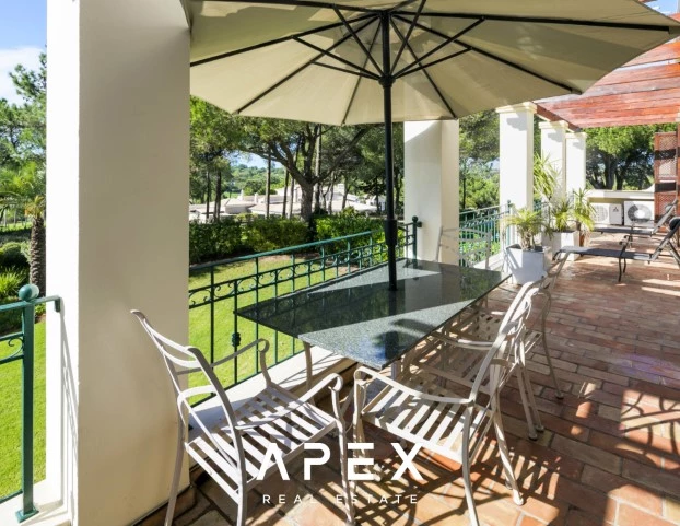 Modern 2 Bedroom Apartment | in Pinheiros Altos | Communal Pool