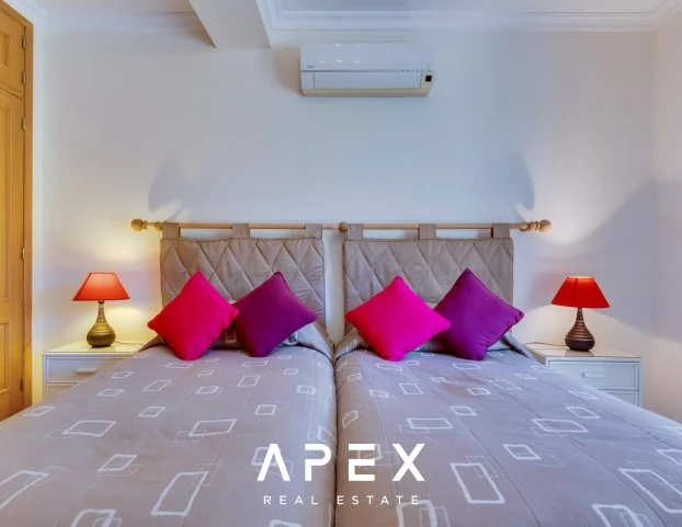 Modern 2 Bedroom Apartment | in Pinheiros Altos | Communal Pool