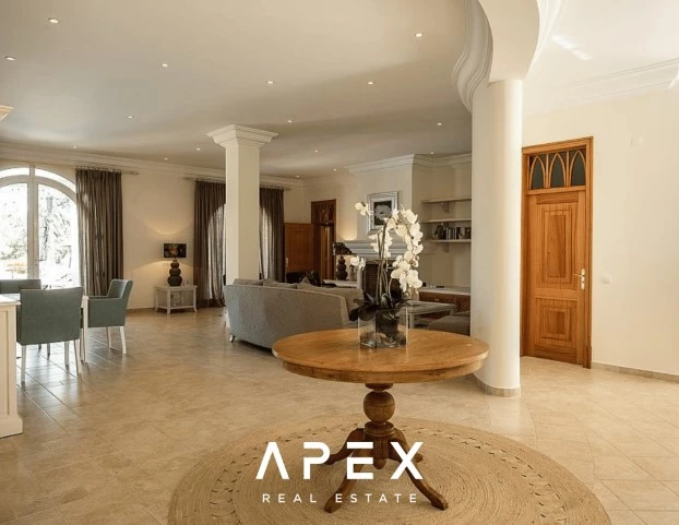 6 bedrooms | Quinta Do Lago | Swimming Pool | Golf Views