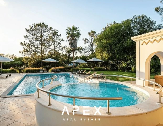 6 bedrooms | Quinta Do Lago | Swimming Pool | Golf Views