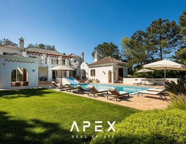 6 bedrooms | Quinta Do Lago | Swimming Pool | Golf Views