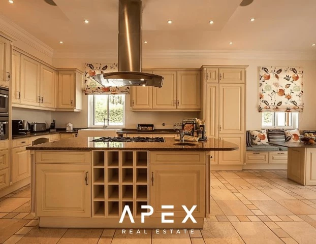 6 bedrooms | Quinta Do Lago | Swimming Pool | Golf Views