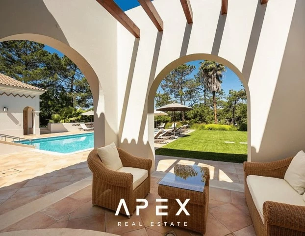 6 bedrooms | Quinta Do Lago | Swimming Pool | Golf Views