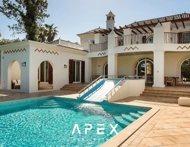 6 bedrooms | Quinta Do Lago | Swimming Pool | Golf Views