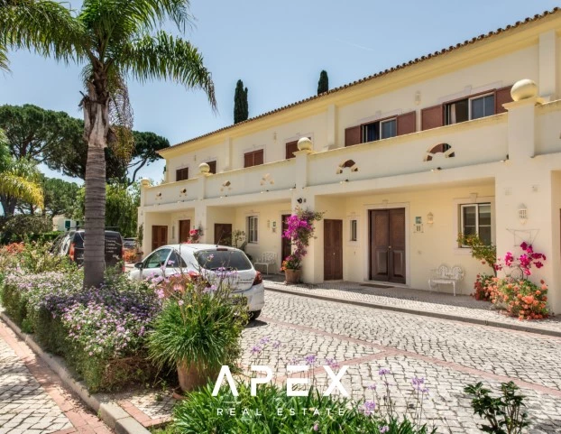 Townhouse | Pinheiros Altos | Close to Golf Course