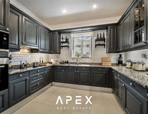 Townhouse | Pinheiros Altos | Close to Golf Course