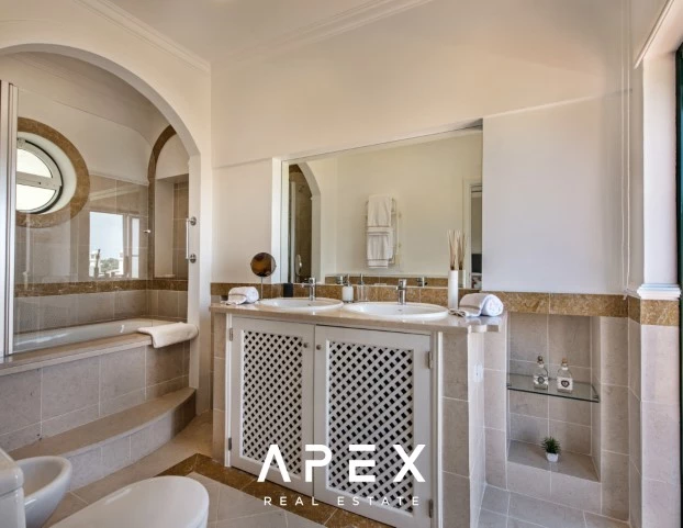Townhouse | Pinheiros Altos | Close to Golf Course