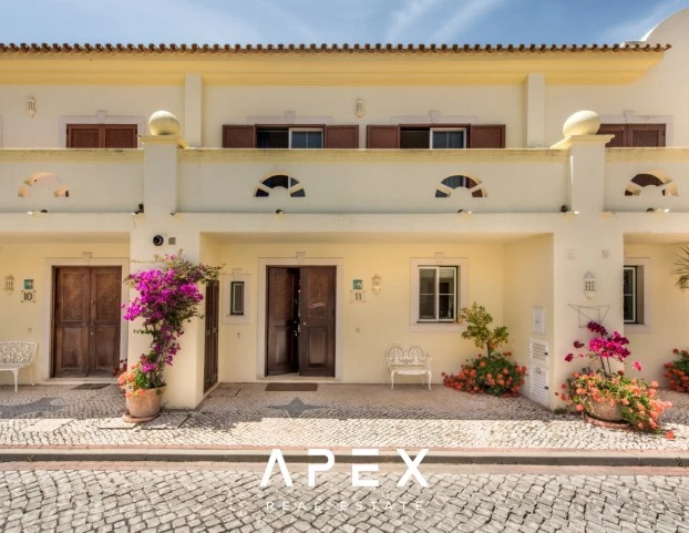 Townhouse | Pinheiros Altos | Close to Golf Course