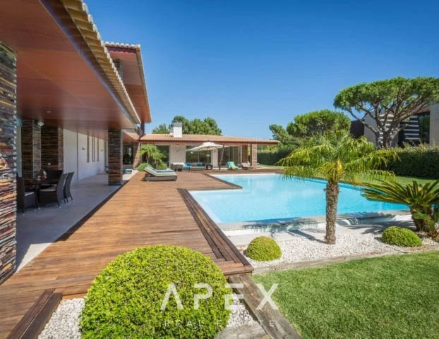 5 Bedroom Villa | in Quinta do Lago with Large Swimming Pool