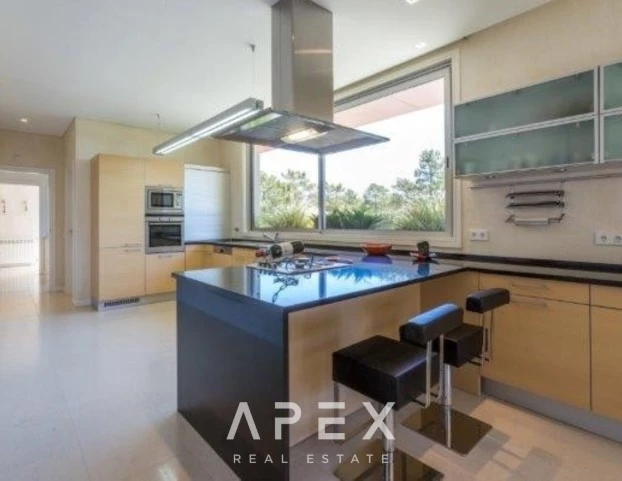 5 Bedroom Villa | in Quinta do Lago with Large Swimming Pool
