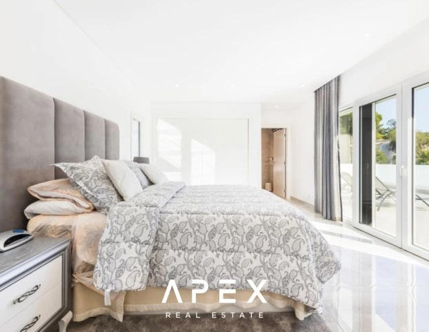 4 Bedroom Luxury Villa | Vale Do Garrao | With Private Pool