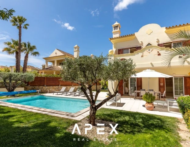 Luxury 3 Bedroom Townhouse | Pinheiros Altos | With Large Private Pool