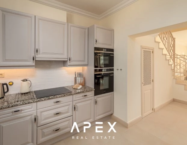 Luxury 3 Bedroom Townhouse | Pinheiros Altos | With Large Private Pool