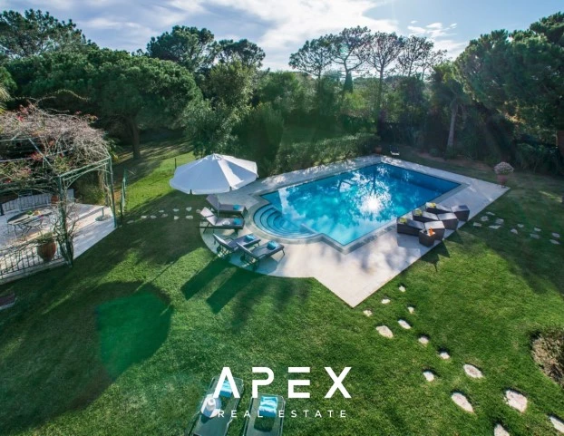 5 Bedroom Villa | in Quinta do Lago | With Private Pool and Terrace Space