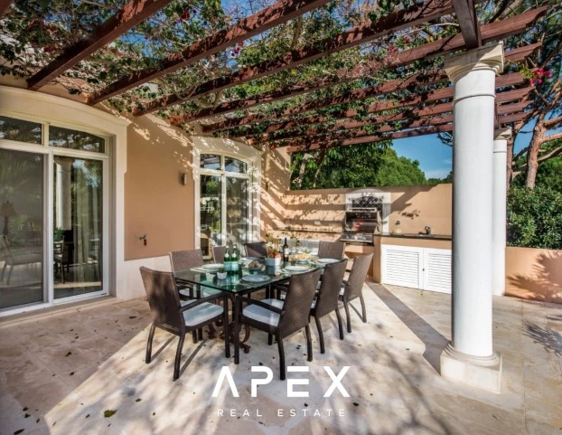 5 Bedroom Villa | in Quinta do Lago | With Private Pool and Terrace Space