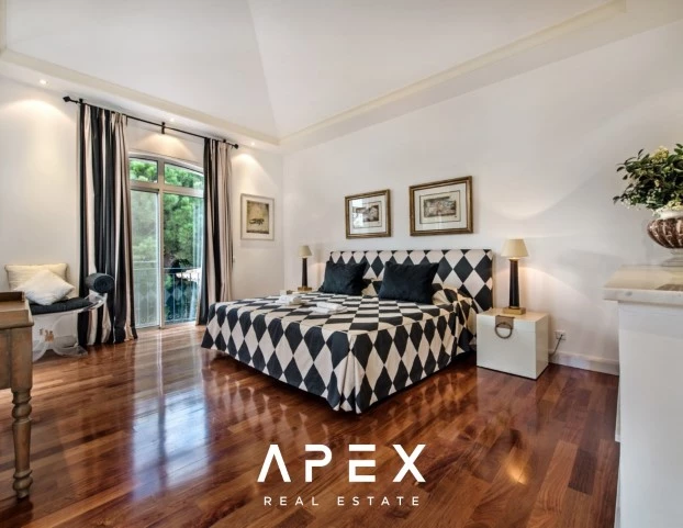 5 Bedroom Villa | in Quinta do Lago | With Private Pool and Terrace Space