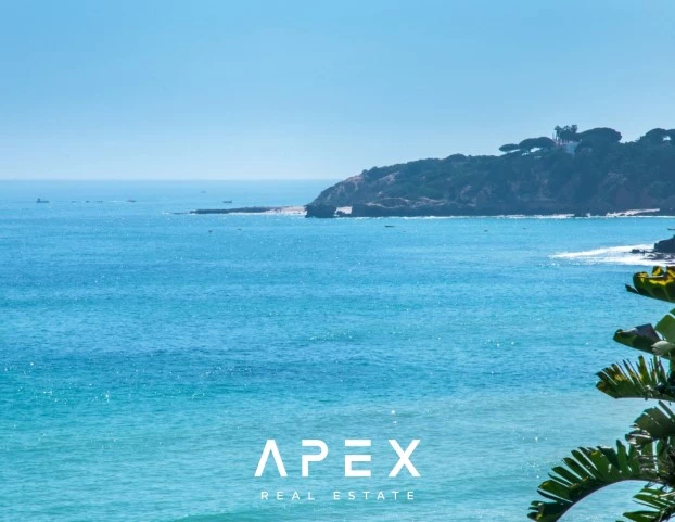 8 Bedroom Luxury Villa | Olhos D'Agua | With Infinity Pool & Sea Views