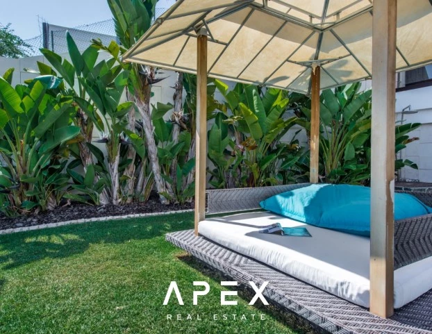 8 Bedroom Luxury Villa | Olhos D'Agua | With Infinity Pool & Sea Views