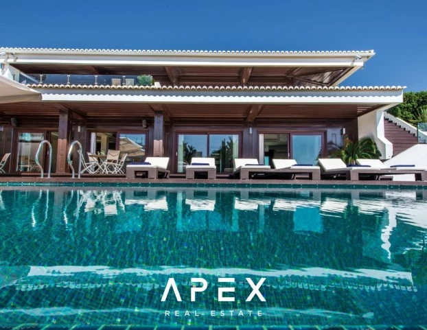 8 Bedroom Luxury Villa | Olhos D'Agua | With Infinity Pool & Sea Views