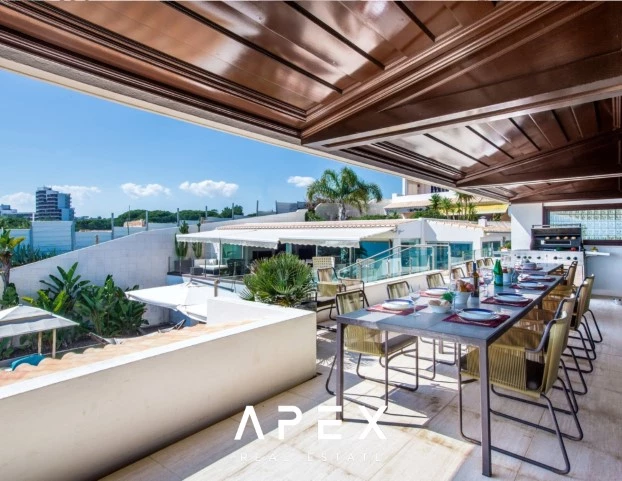 8 Bedroom Luxury Villa | Olhos D'Agua | With Infinity Pool & Sea Views