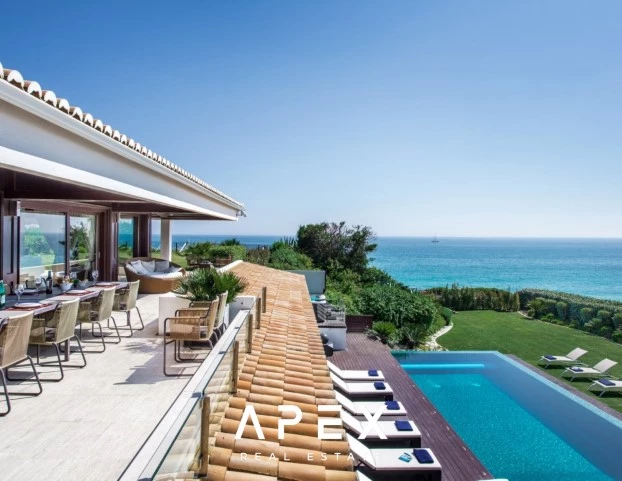 8 Bedroom Luxury Villa | Olhos D'Agua | With Infinity Pool & Sea Views