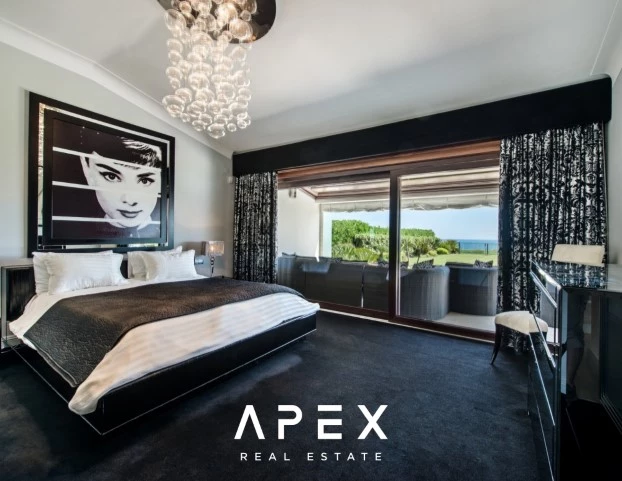8 Bedroom Luxury Villa | Olhos D'Agua | With Infinity Pool & Sea Views
