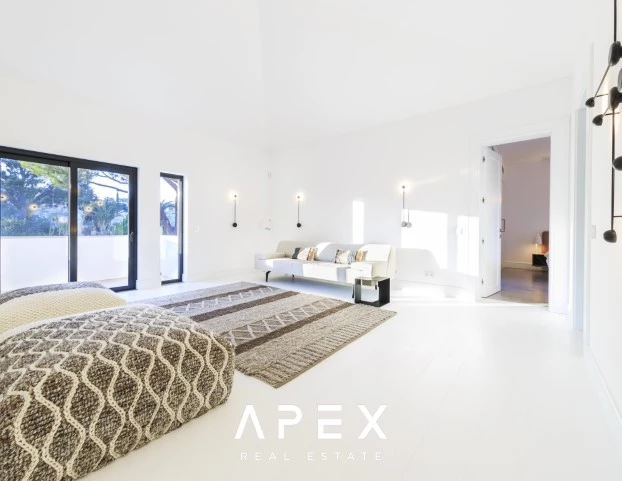 6 Bedroom Villa | Encosta Do Lago | Near Beach and Golf