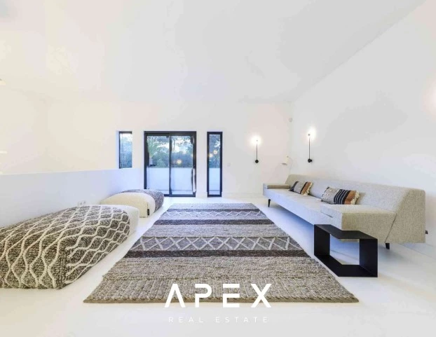 6 Bedroom Villa | Encosta Do Lago | Near Beach and Golf