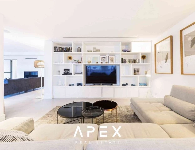 6 Bedroom Villa | Encosta Do Lago | Near Beach and Golf
