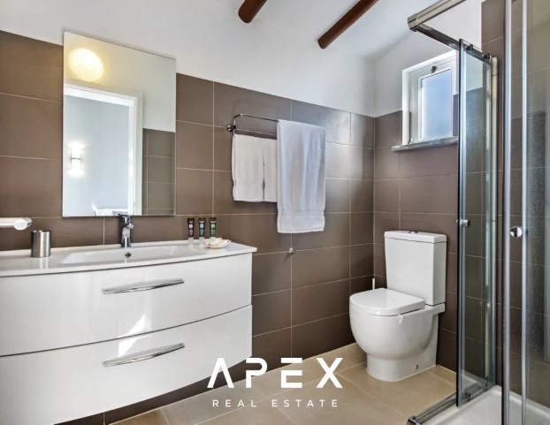 9 Bedroom Villa | Almancil | Private Pool, Lake and Volleyball Court