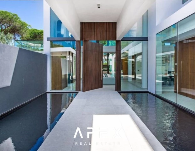 Luxury 6 Bedroom Villa | Vilamoura | With Infinity Pool Close To The Beach