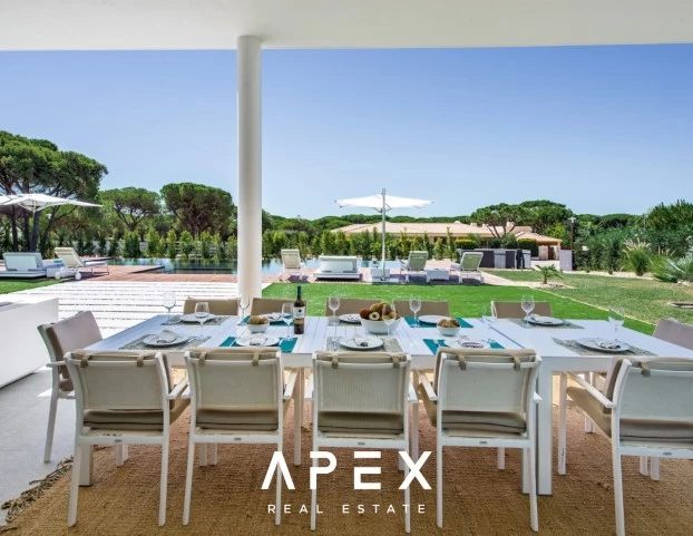 Luxury 6 Bedroom Villa | Vilamoura | With Infinity Pool Close To The Beach