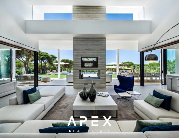 Luxury 6 Bedroom Villa | Vilamoura | With Infinity Pool Close To The Beach