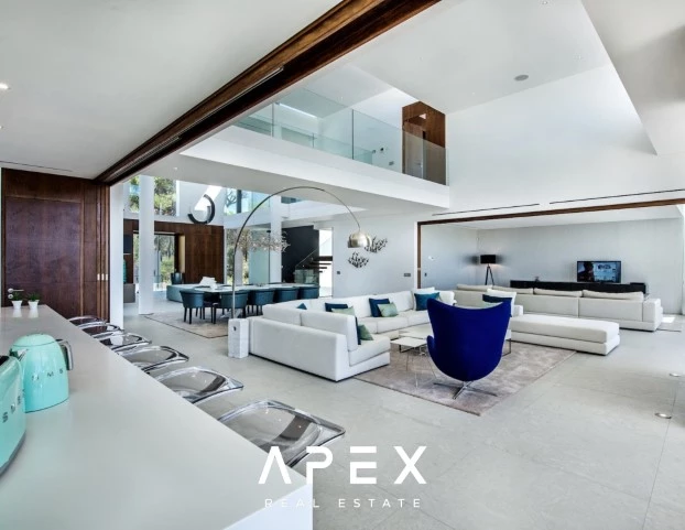 Luxury 6 Bedroom Villa | Vilamoura | With Infinity Pool Close To The Beach