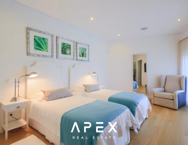 Luxury 5 Bedroom Villa | Vilamoura | Heated Infinity Pool Close To Golf