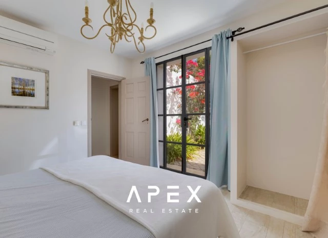 Exclusive Long Term Rental | Superb 5 bedroom, 5 bathroom Boutique Villa