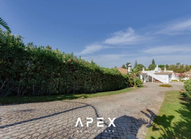 Exclusive Long Term Rental | Superb 5 bedroom, 5 bathroom Boutique Villa