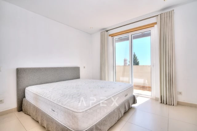 Townhouses for Rent in The Crest