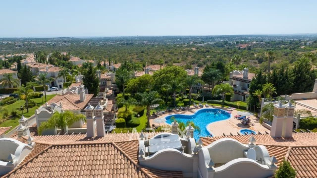 Townhouses for Rent in The Crest