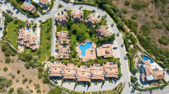 Townhouses for Rent in The Crest