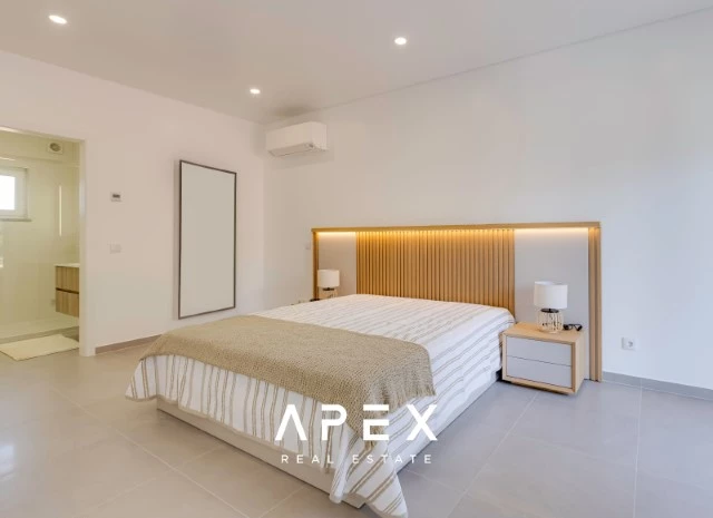Large brand new Long Term Rental Four Bedroom Villa on a 8200m2 plot