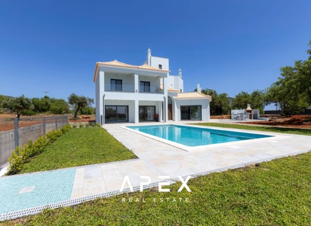 Large brand new Long Term Rental Four Bedroom Villa on a 8200m2 plot