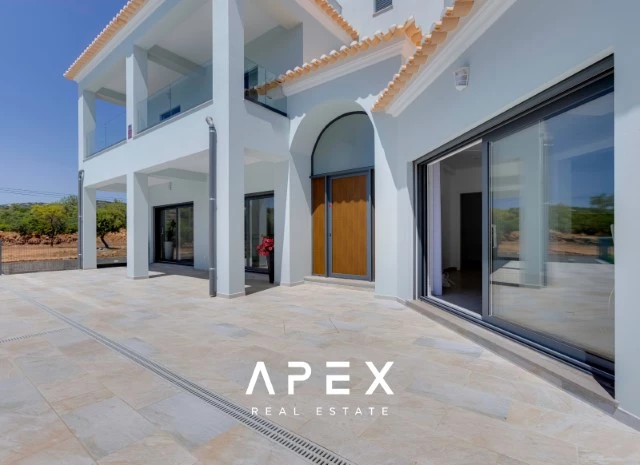 Large brand new Long Term Rental Four Bedroom Villa on a 8200m2 plot
