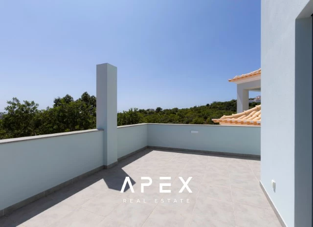 Large brand new Long Term Rental Four Bedroom Villa on a 8200m2 plot