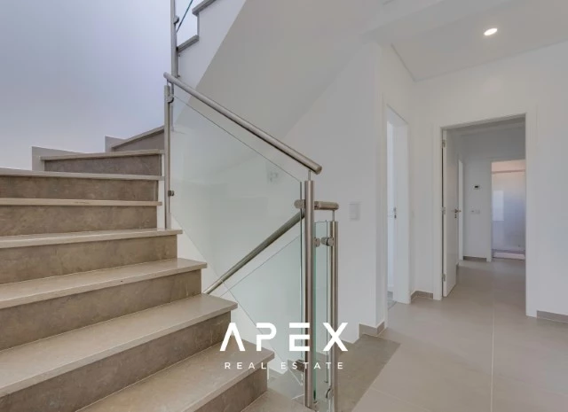 Large brand new Long Term Rental Four Bedroom Villa on a 8200m2 plot