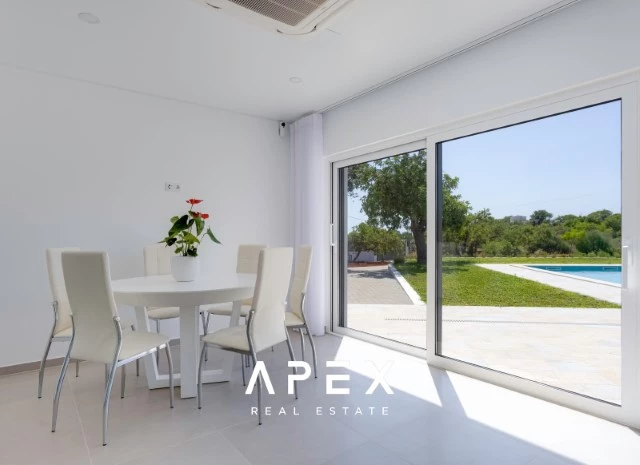 Large brand new Long Term Rental Four Bedroom Villa on a 8200m2 plot