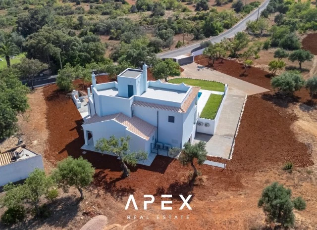 Large brand new Long Term Rental Four Bedroom Villa on a 8200m2 plot